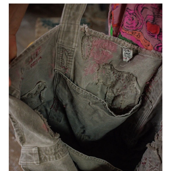 Magnolia Pearl Floral Cream Tote - Picture 4 of 4